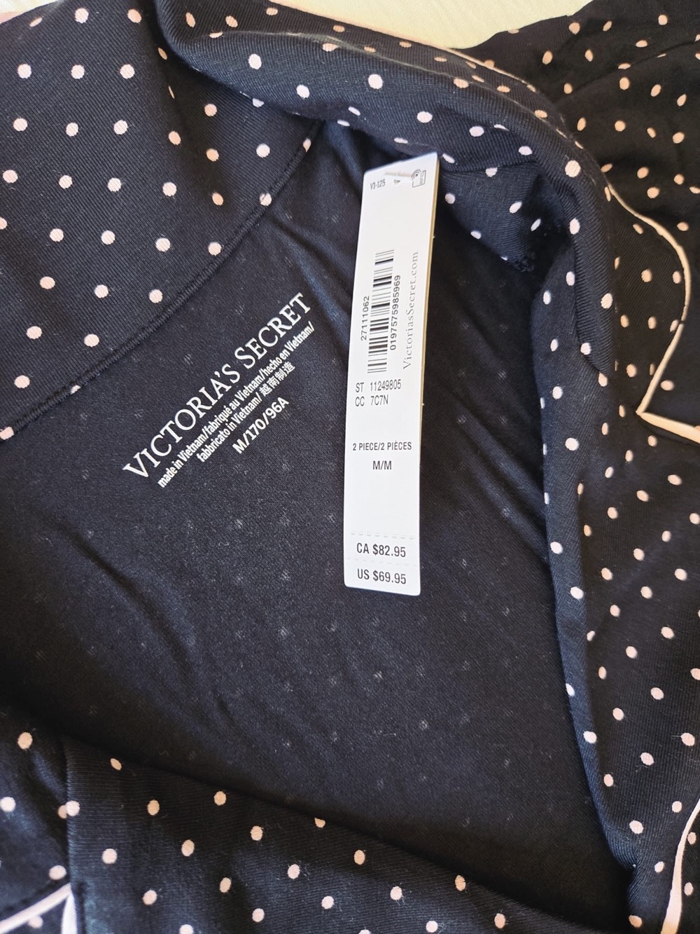 Victoria Secret Short Pajama Set SoSofttm Size M - Picture 8 of 9